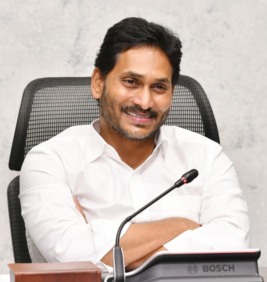 YS Jagan releases Jagananna Thodu scheme funds  - Sakshi12