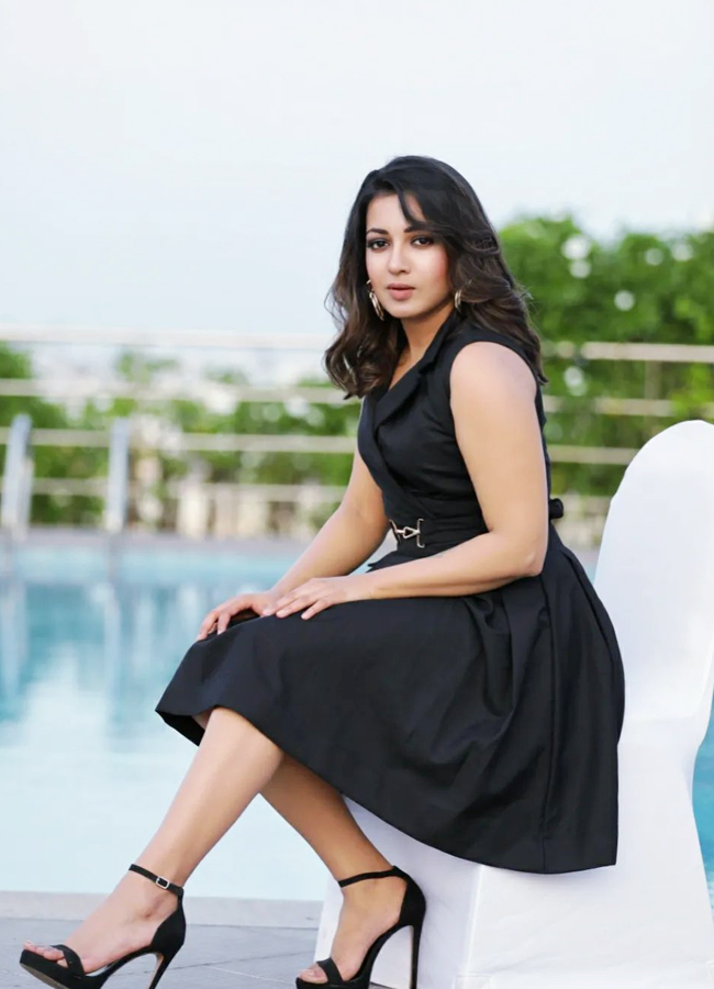 Charming Beauty Catherine Tresa Stylish Dresses - Sakshi11