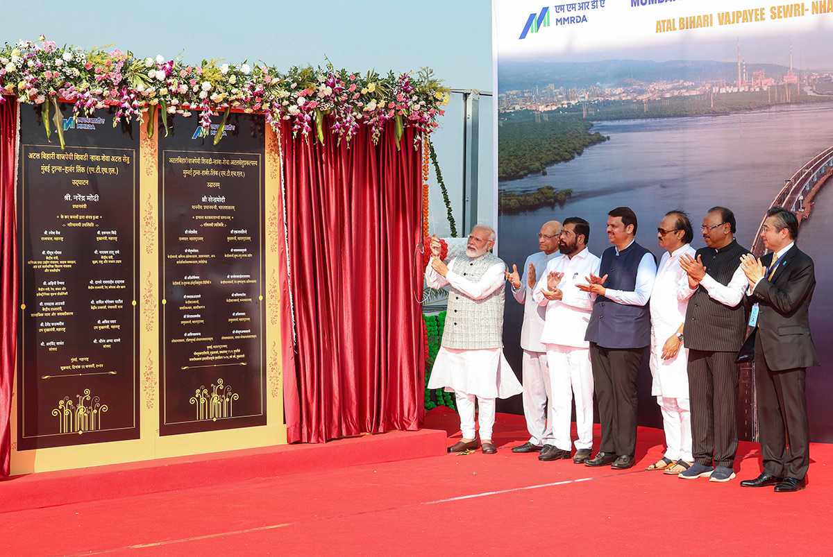 Narendra Modi at Atal Setu in mumbai - Sakshi25