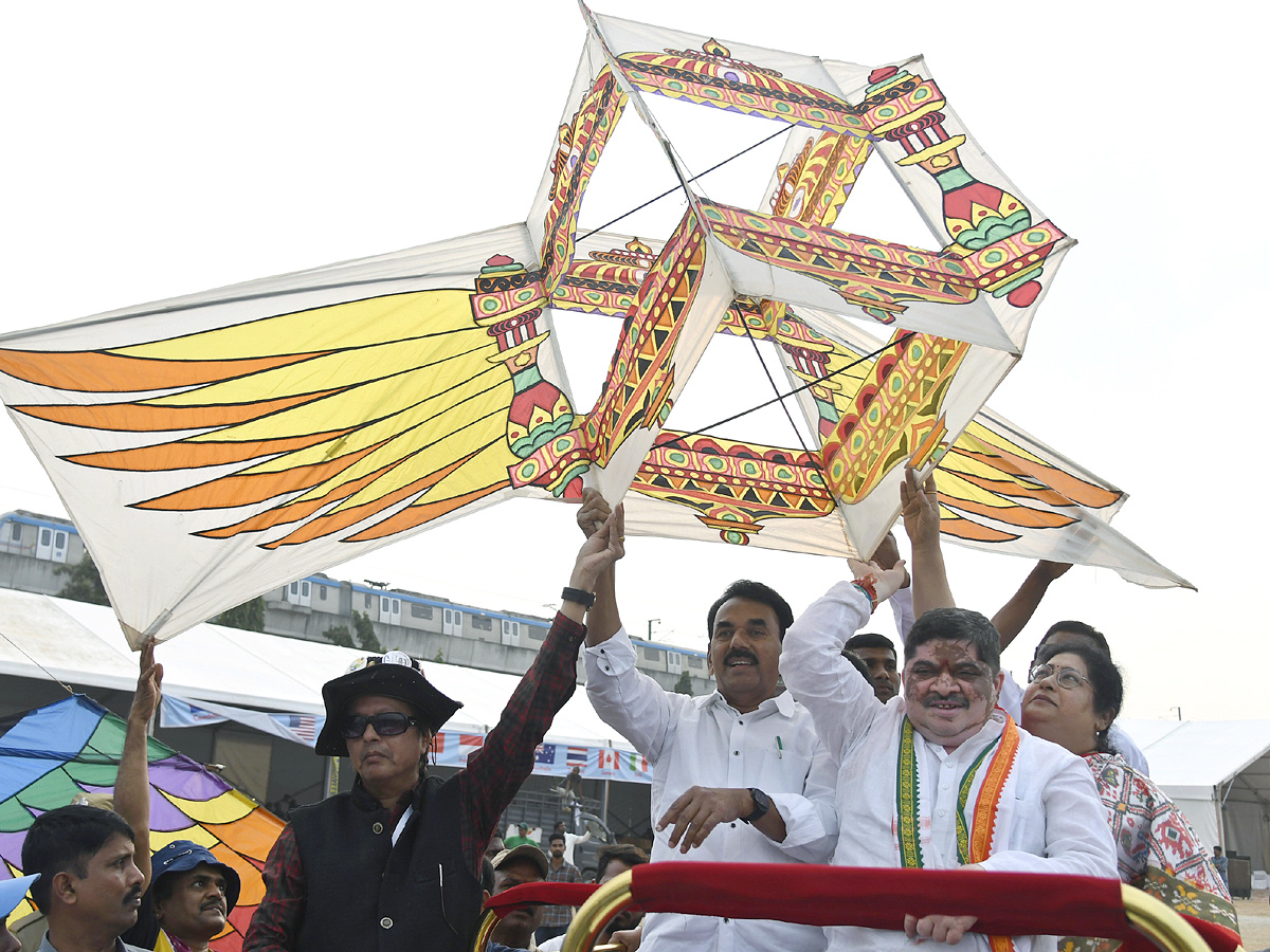 International Kite Festival At Parade Grounds At Hyderabad Photos - Sakshi39