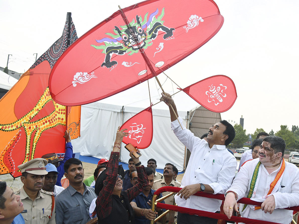 International Kite Festival At Parade Grounds At Hyderabad Photos - Sakshi40