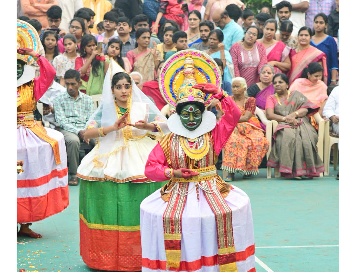 Visakhapatnam madhurawada NGOs Colony Sankranthi Celebrations Photos - Sakshi10