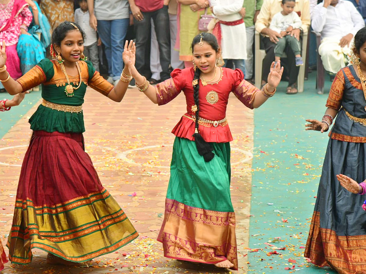 Visakhapatnam madhurawada NGOs Colony Sankranthi Celebrations Photos - Sakshi11