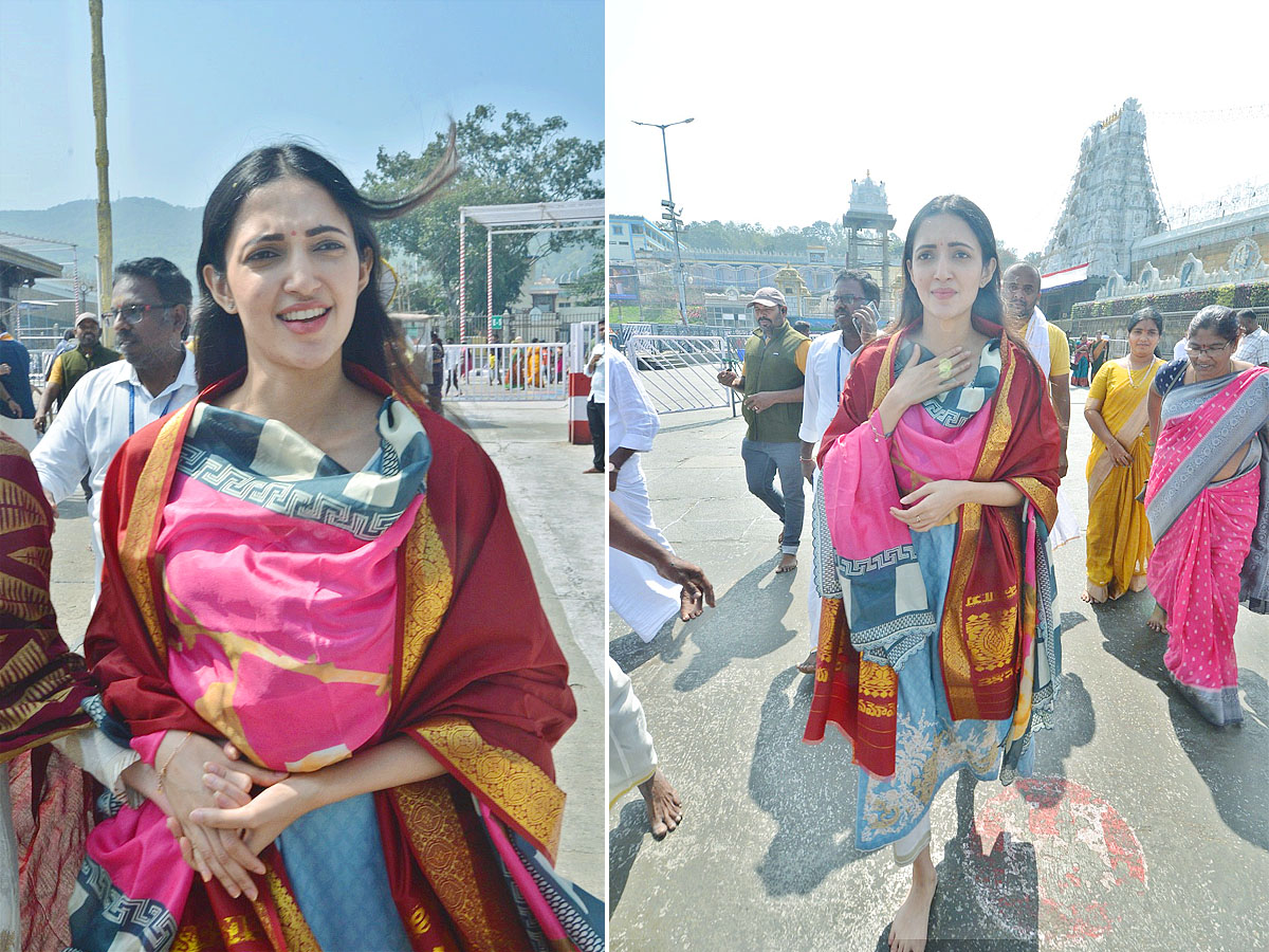 Actress Neha Shetty Visits Tirumala Srivari Temple Photos - Sakshi1