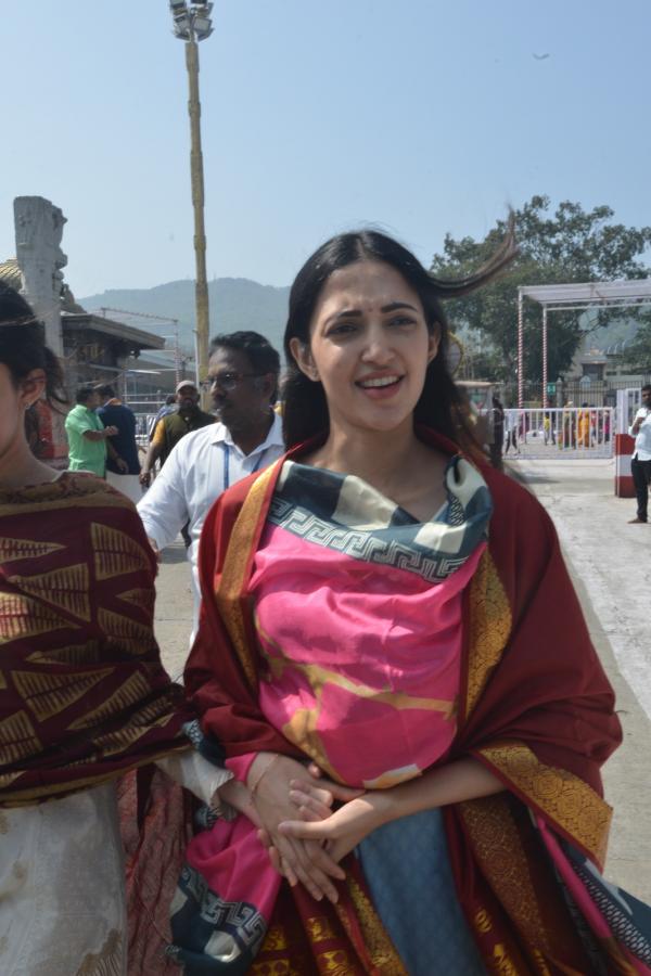 Actress Neha Shetty Visits Tirumala Srivari Temple Photos - Sakshi11