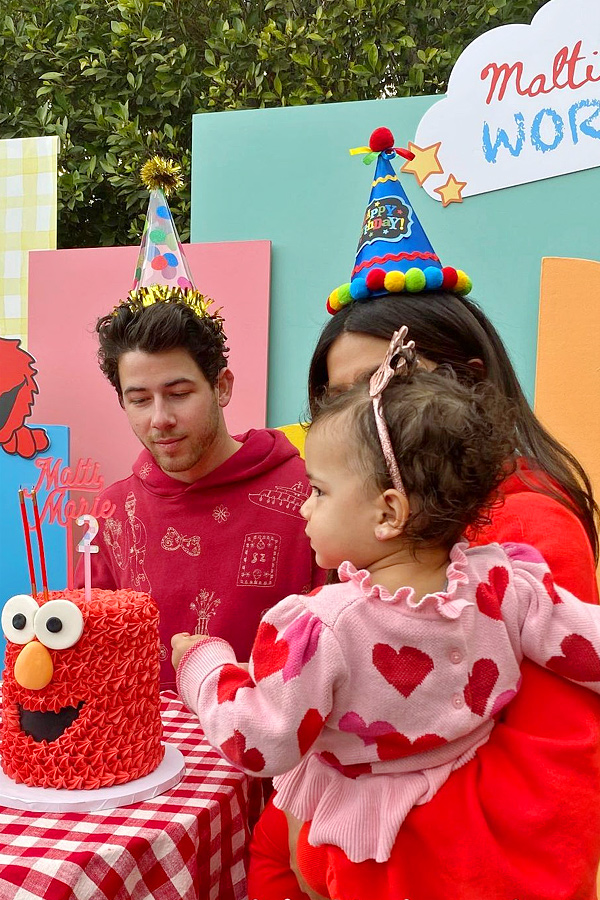 Priyanka Chopra Nick Jonas host Elmo themed bash for daughter Maltis birthday Photos - Sakshi3