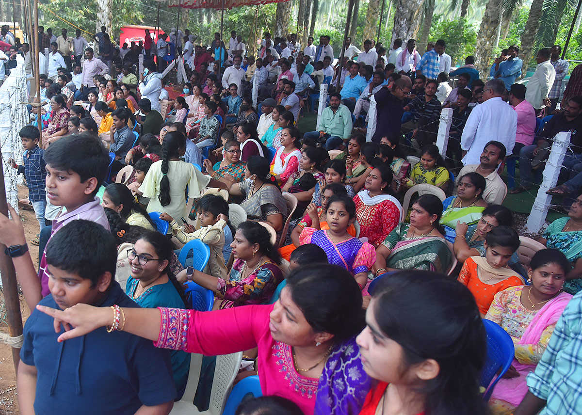 Sankranti kodi pandalu In AP - Sakshi3