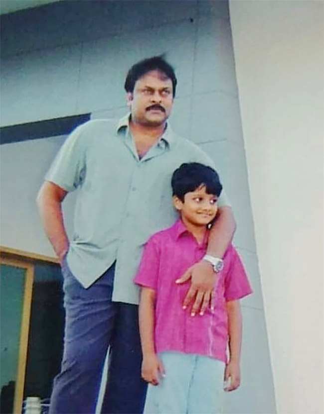 hero teja sajja childhood pics - Sakshi23