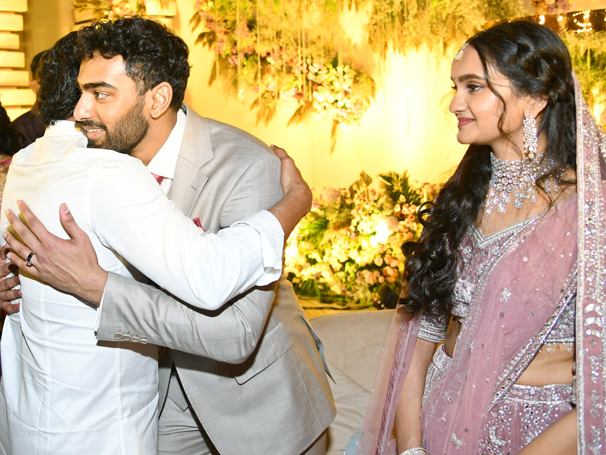 CM YS Jagan Attends Sharmila Son Raja Reddy Engagement Photos - Sakshi2