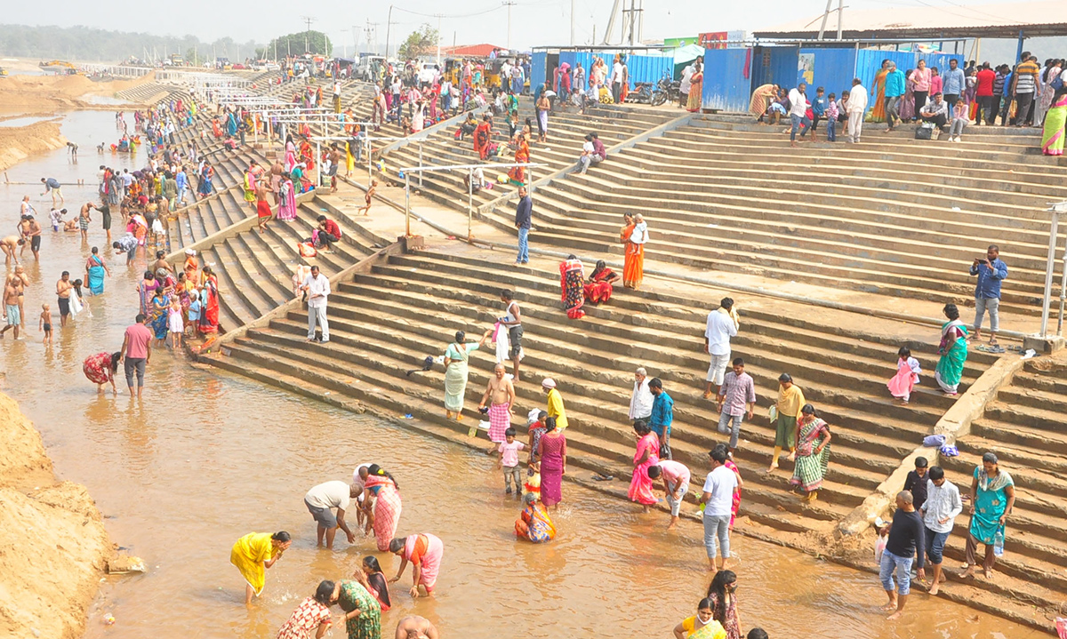 medaram Sammakka Saralamma jatara 2024 photo - Sakshi23