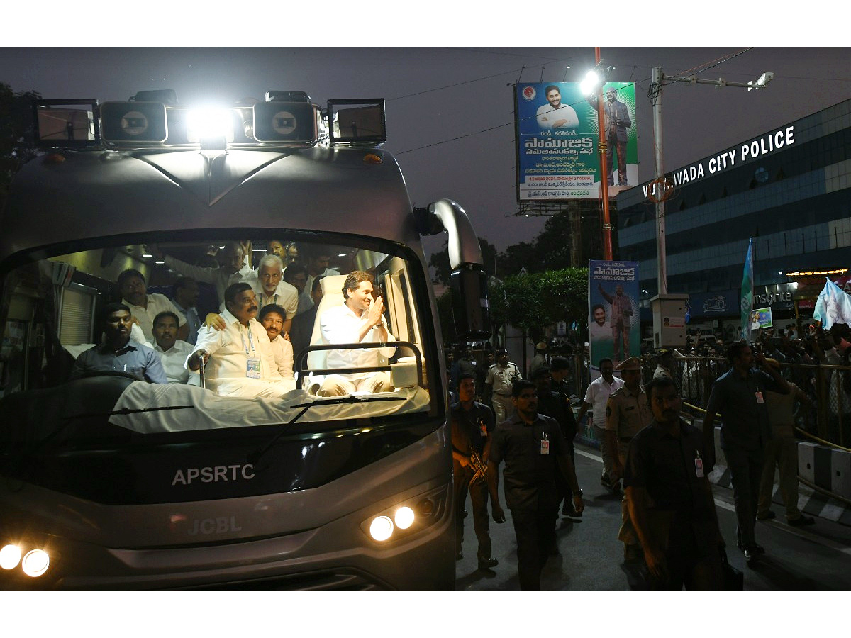 CM Jagan Unveil Dr BR Ambedkar Statue In Vijayawada Photos - Sakshi12