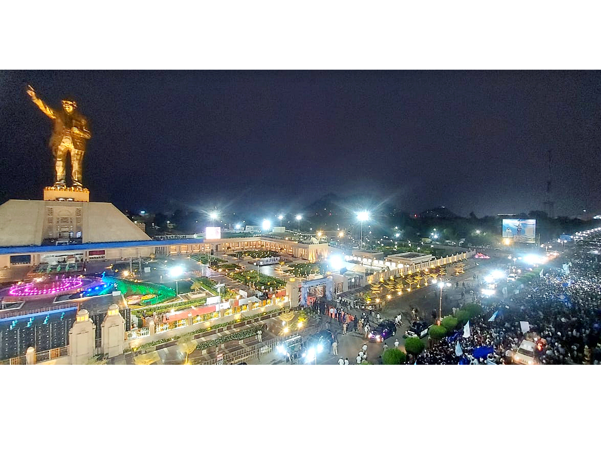 Dr BR Ambedkar Statue Vijayawada Night View Photos - Sakshi15