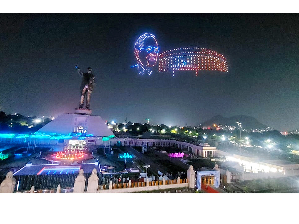 Dr BR Ambedkar Statue Vijayawada Night View Photos - Sakshi4