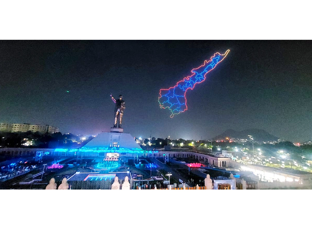 Dr BR Ambedkar Statue Vijayawada Night View Photos - Sakshi5