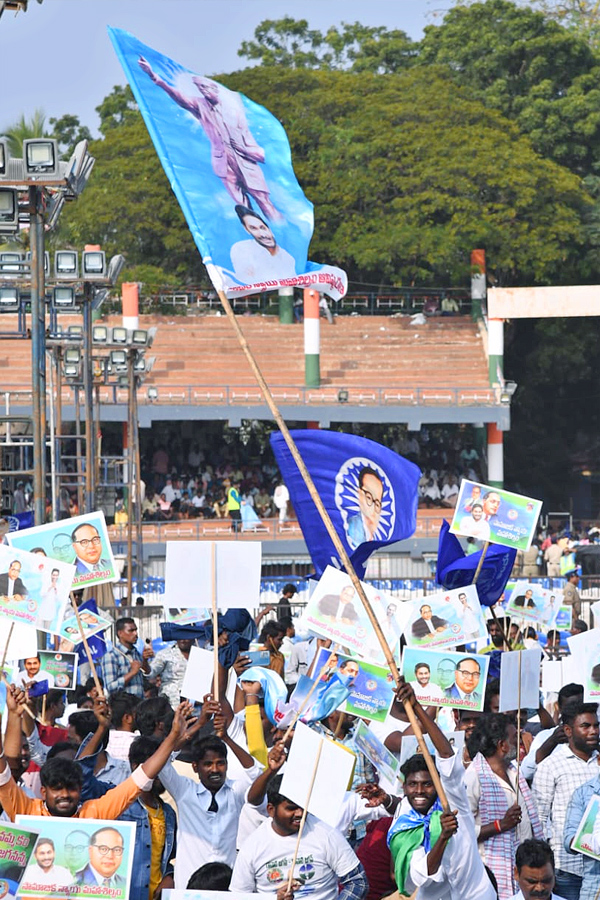 Huge Crowd In Vijayawada Near Dr BR Ambedkar Statue Photos - Sakshi9