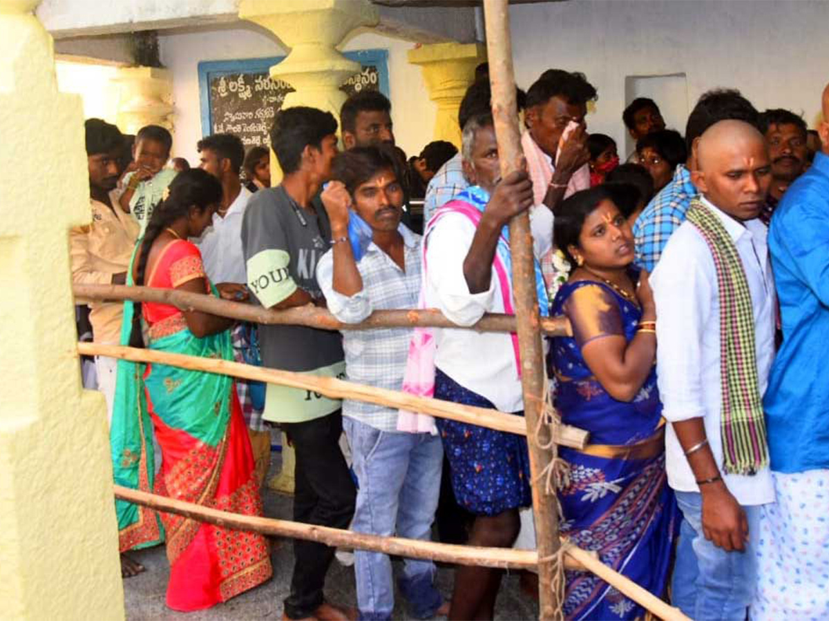 Lakshmi Narasimha Swamy Rathotsavam in mahabubnagar - Sakshi5