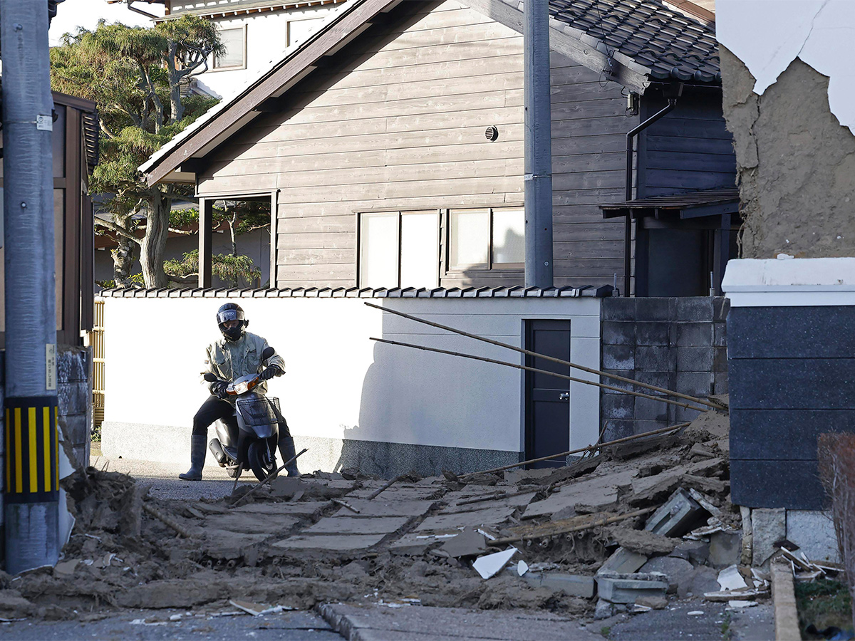 Japan earthquake highlights and photos - Sakshi14