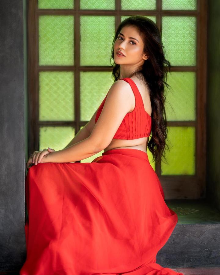 Priyanka Jawalkar Glamour In Cone Dress Outfit Photos - Sakshi9