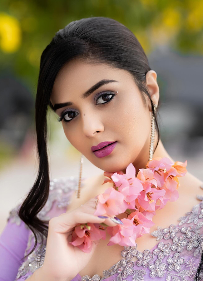 sreemukhi latest photos - Sakshi18