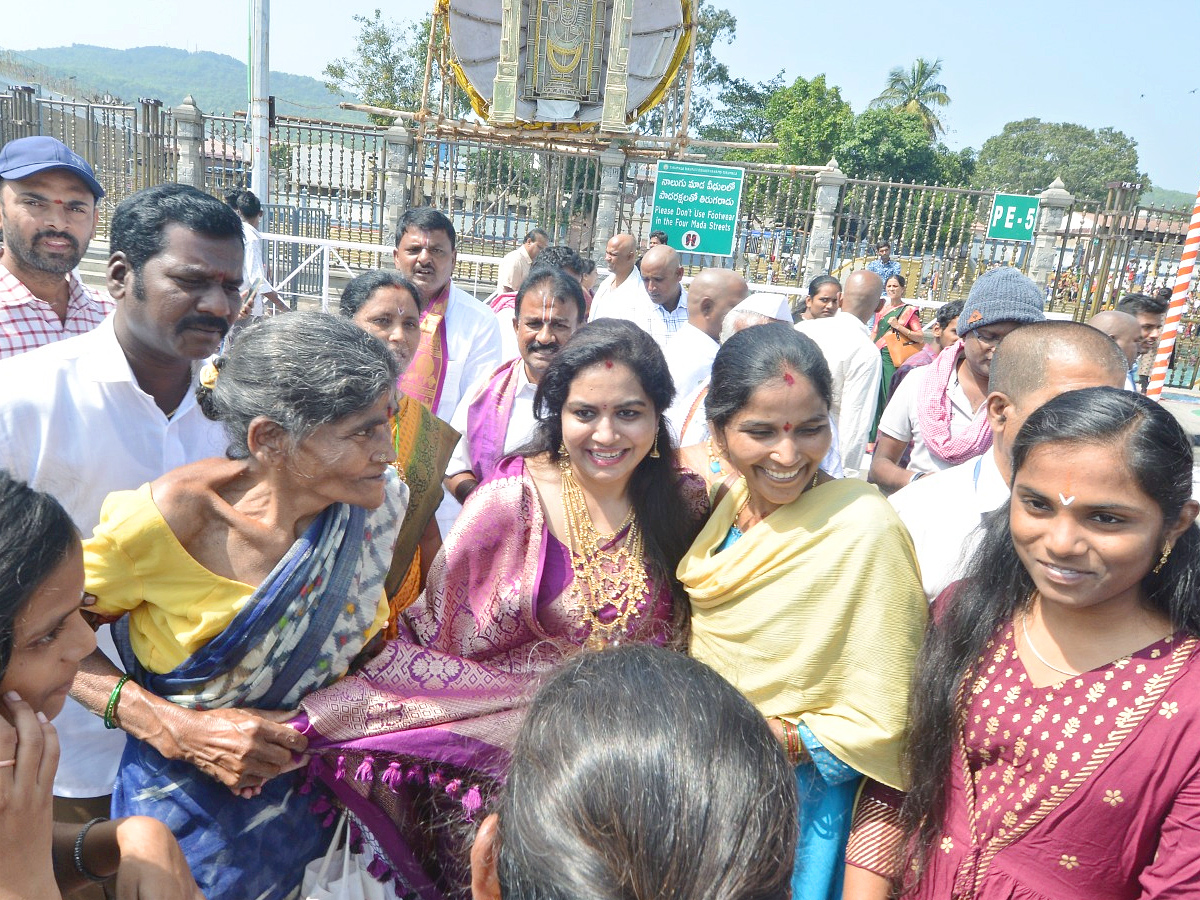 Brahmanandam,Suma And Singer Sunitha Visits Tirumala Photos - Sakshi29