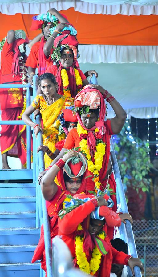 Kanaka Durga Temple at Vijayawada Photos - Sakshi6