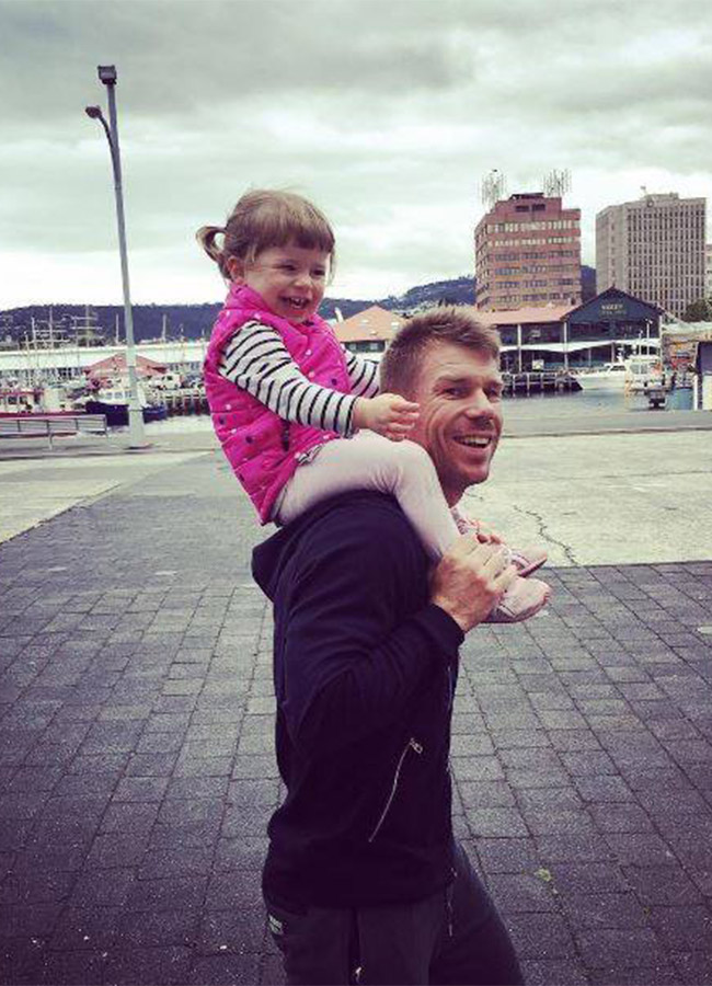 cricketer david warner family photos - Sakshi14