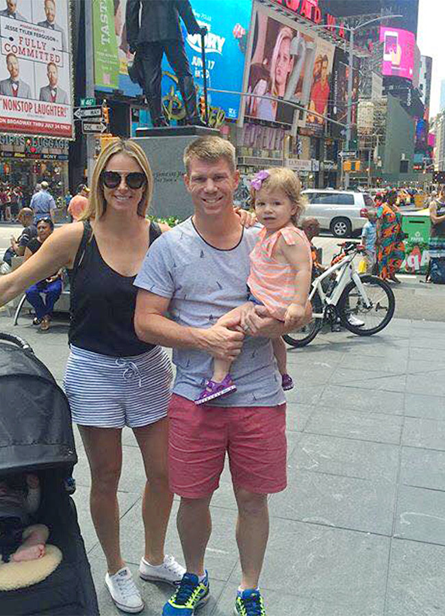 cricketer david warner family photos - Sakshi7