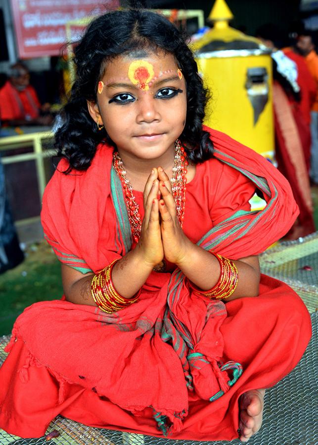 Devotees to end Bhavani Deeksha today at Indrakeeladri in Vijayawada - Sakshi28