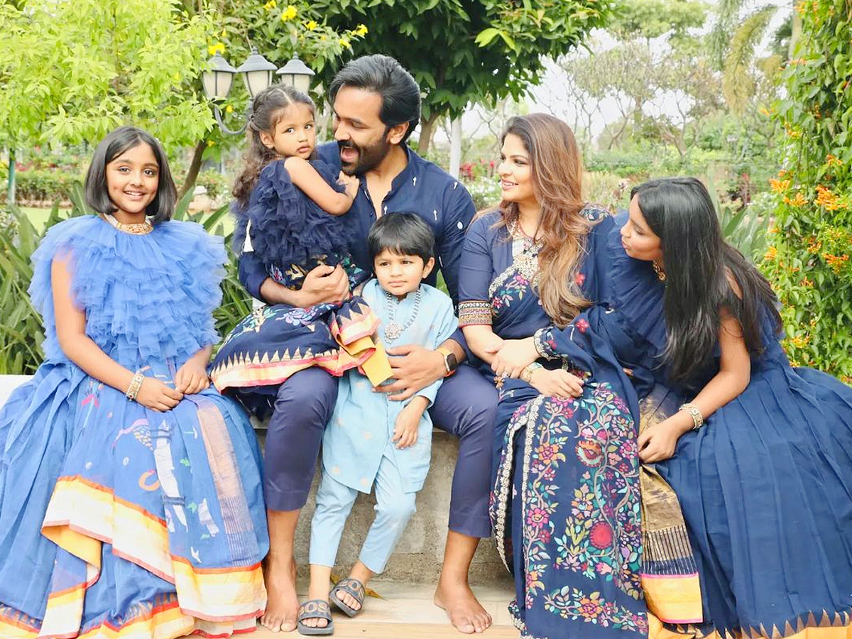 Manchu Vishnu announces cinematic debut of his son Avram Photos - Sakshi17