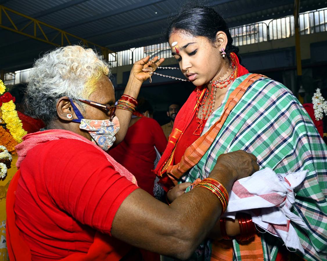 Bhavani Deeksha Viramana in Vijayawada Durga Temple Photos - Sakshi22