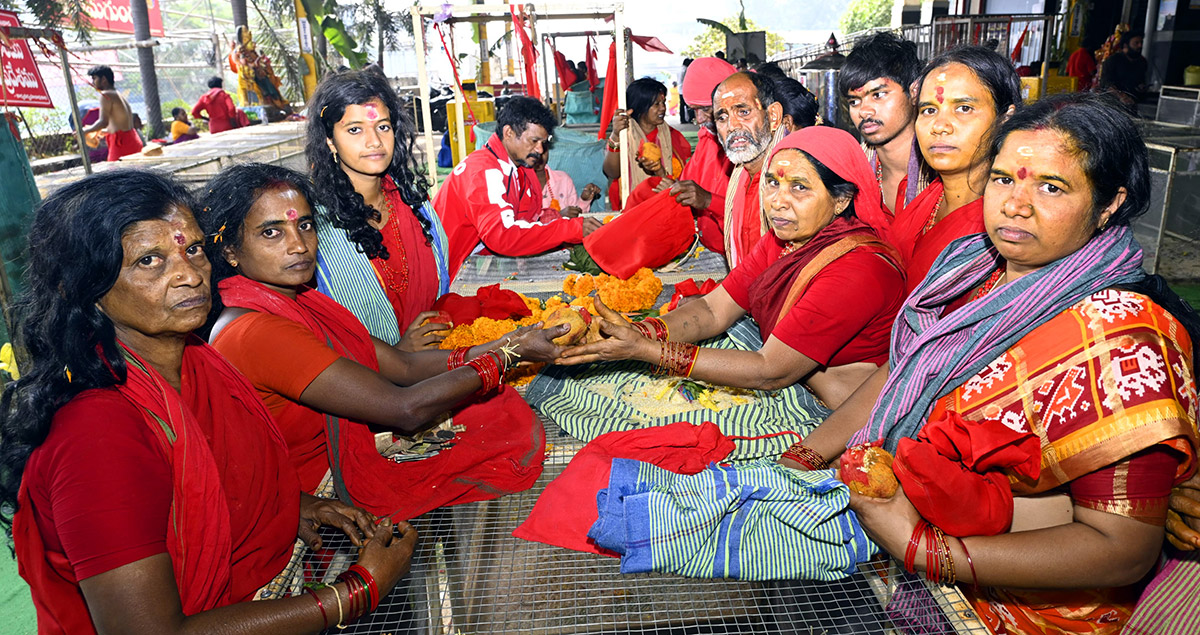 Bhavani Deeksha Viramana in Vijayawada Durga Temple Photos - Sakshi28