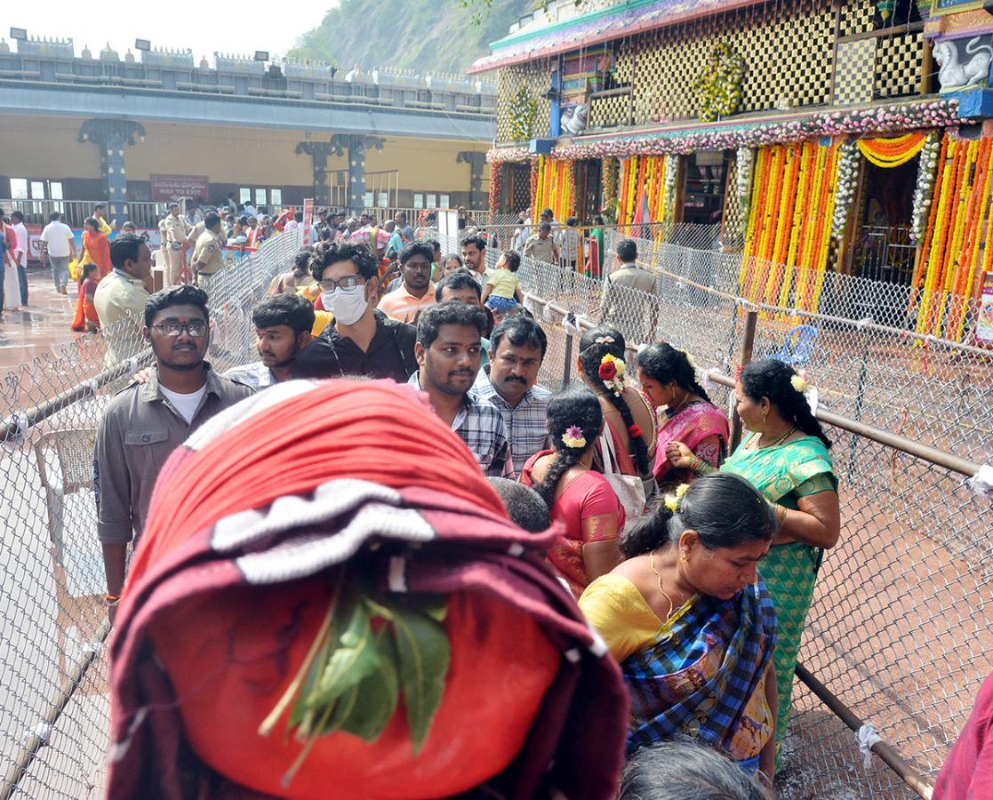 Bhavani Deeksha Viramana in Vijayawada Durga Temple Photos - Sakshi29