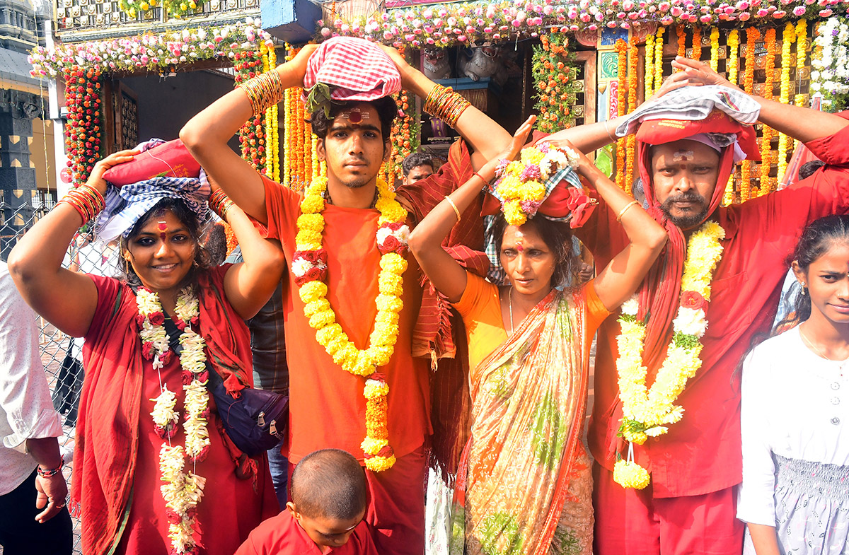 Bhavani Deeksha Viramana in Vijayawada Durga Temple Photos - Sakshi31