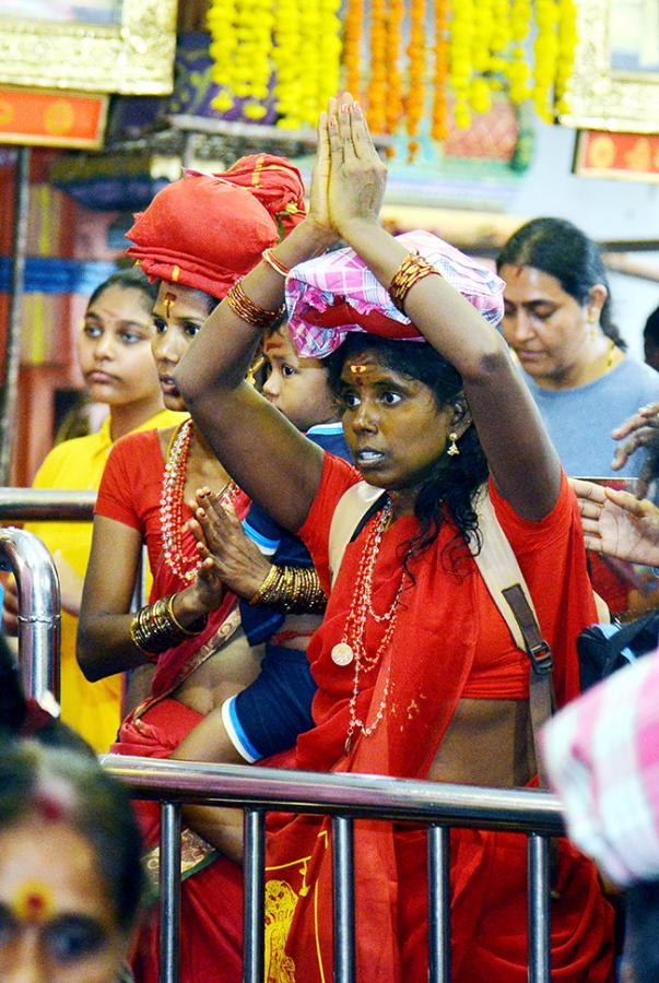 Bhavani Deeksha Viramana in Vijayawada Durga Temple Photos - Sakshi13