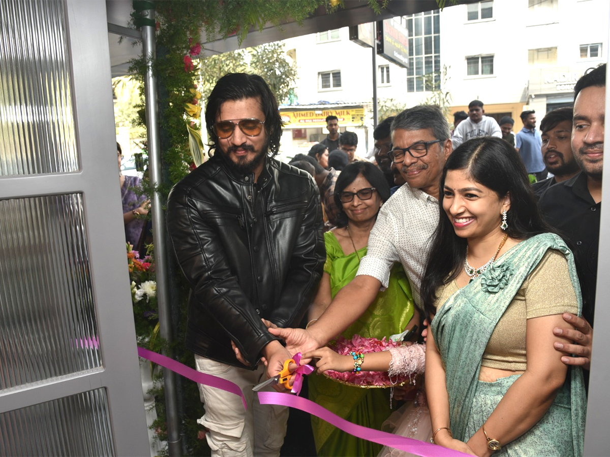 Nikhil Launches Derm AuraSKIN HAIR CLINIC Banjara Hills - Sakshi2