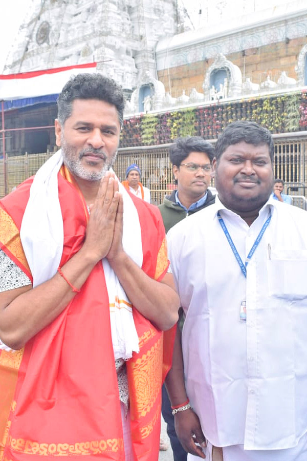 Prabhu Deva With His Father Sundaram Master Visits Tirumala Photos - Sakshi8