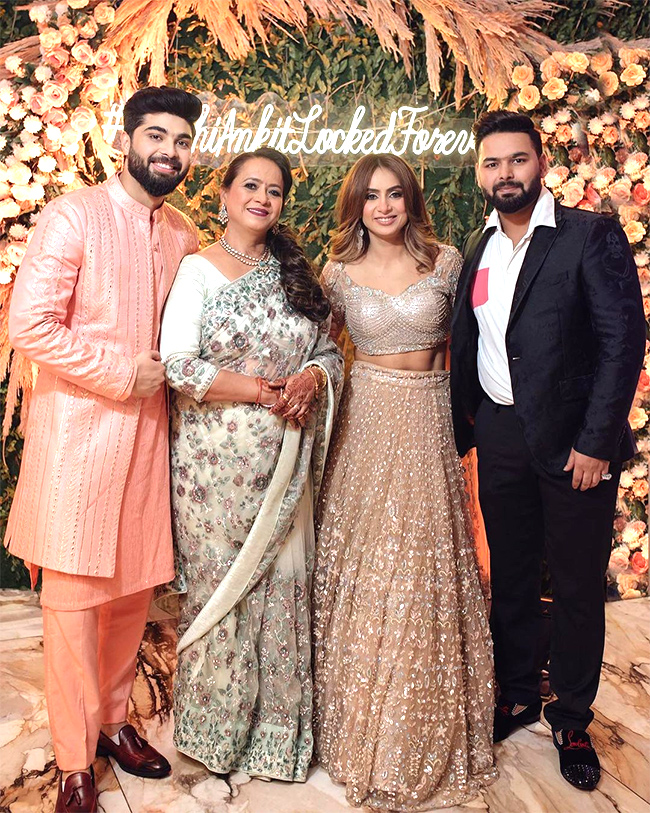 Rishabh Pant sister Sakshi Pant engagement photos - Sakshi8
