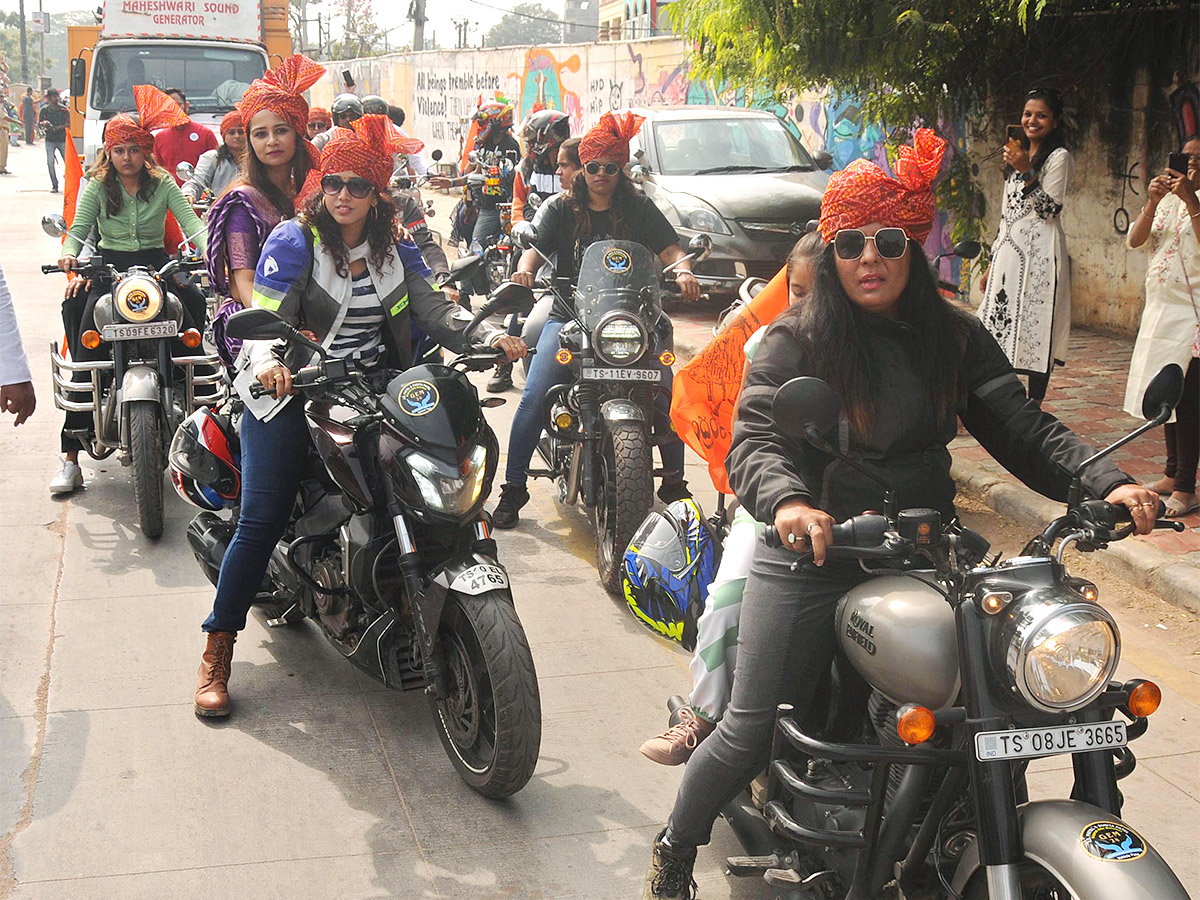 carnival during an ongoing Gujarati festival in Hyderabad - Sakshi11