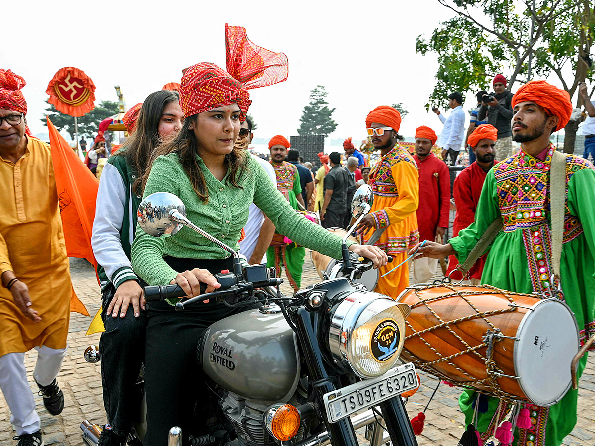 carnival during an ongoing Gujarati festival in Hyderabad - Sakshi3