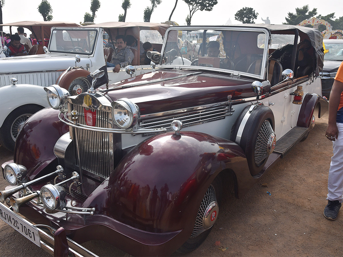 carnival during an ongoing Gujarati festival in Hyderabad - Sakshi29