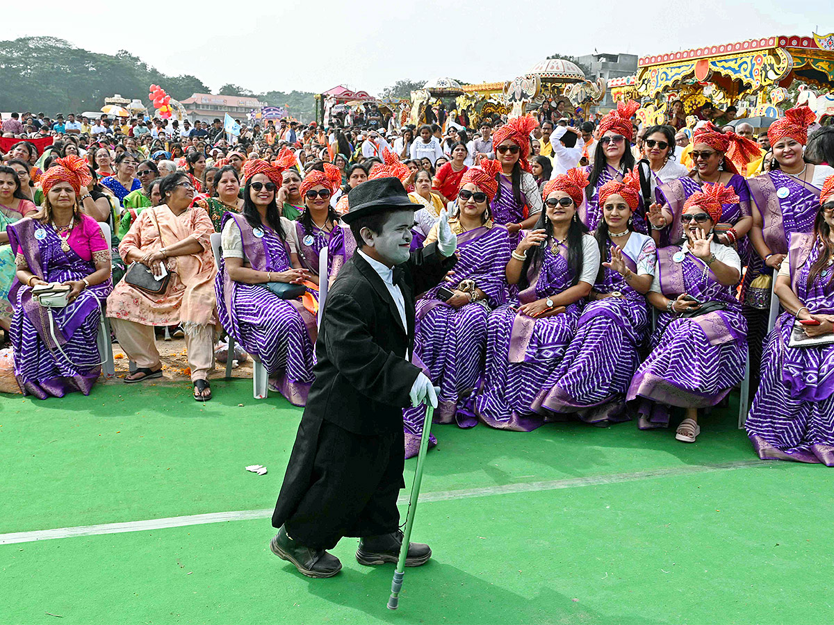 carnival during an ongoing Gujarati festival in Hyderabad - Sakshi33