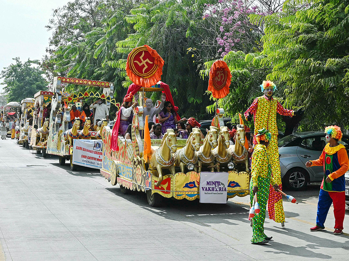 carnival during an ongoing Gujarati festival in Hyderabad - Sakshi38