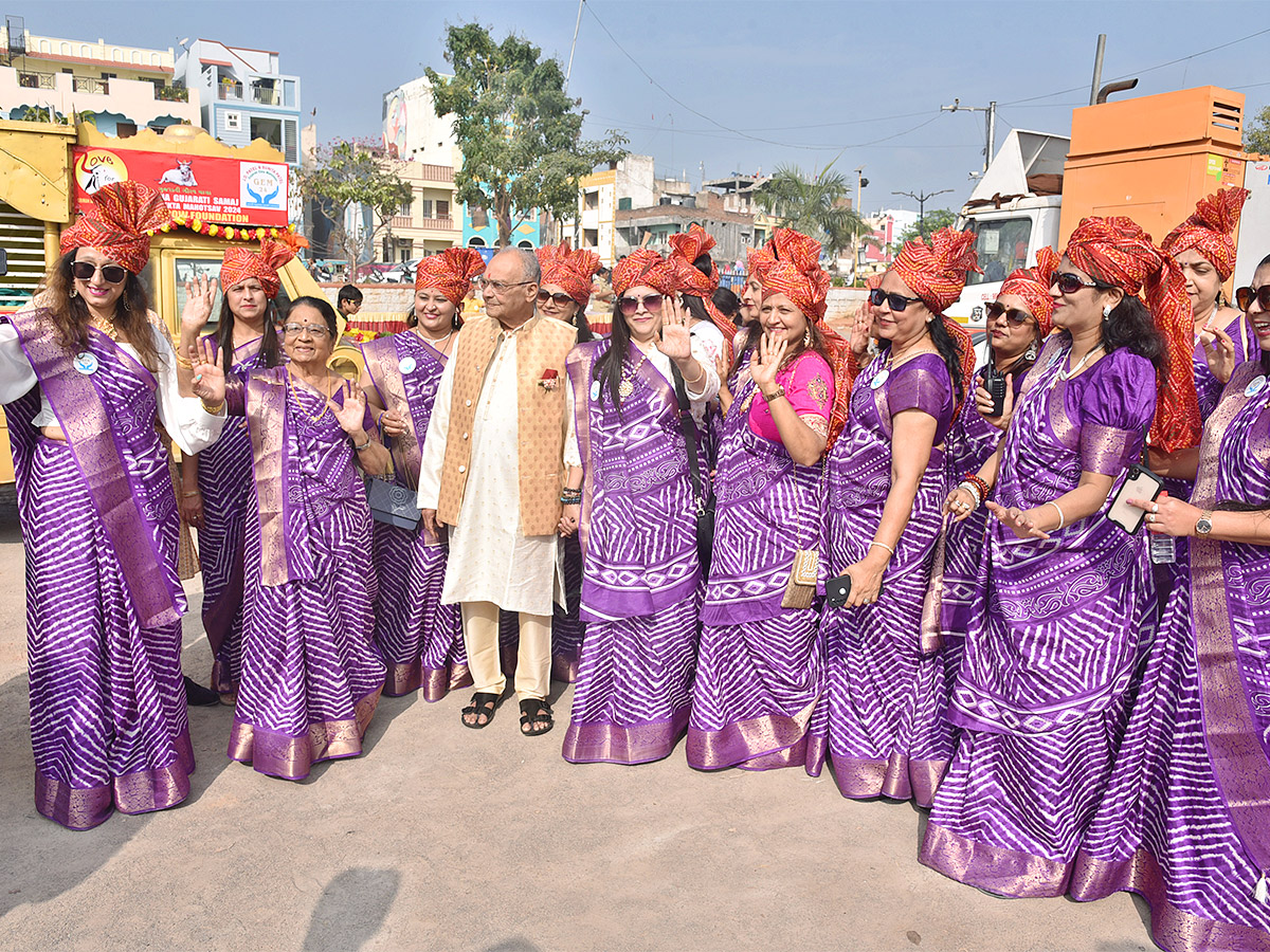 carnival during an ongoing Gujarati festival in Hyderabad - Sakshi7