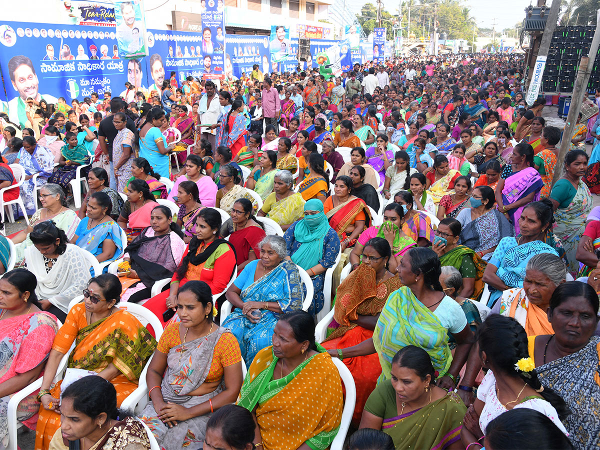 ysrcp samajika sadhikara yatra photos - Sakshi14