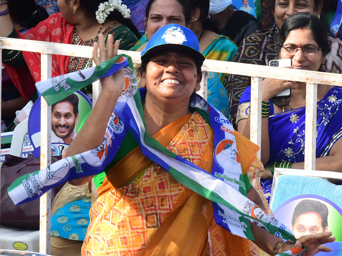 ysrcp samajika sadhikara yatra photos - Sakshi27