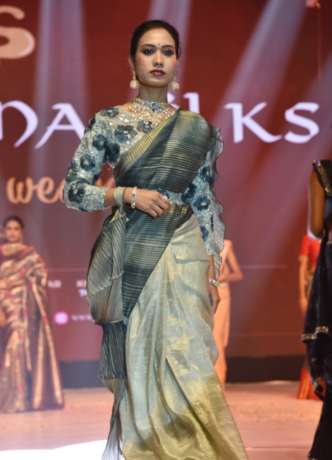 Models Ramp Walk At Vysya Lime Light Awards - Sakshi15