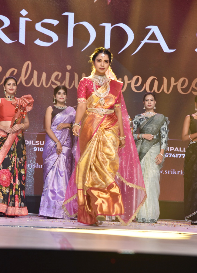 Models Ramp Walk At Vysya Lime Light Awards - Sakshi17