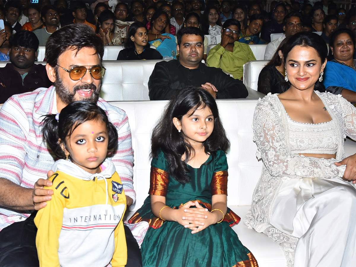 Venkatesh Daggubati SAINDHAV Pre-Release Event Photos - Sakshi7