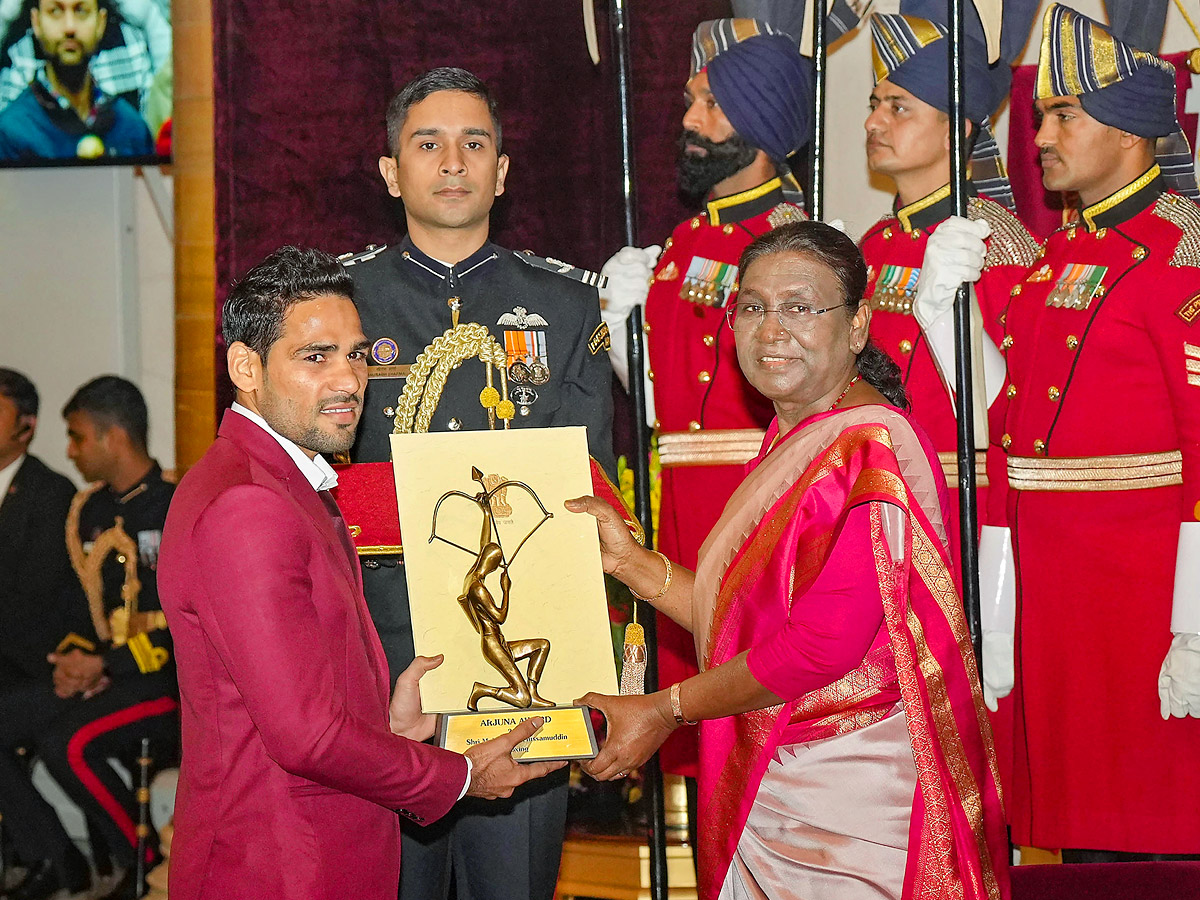 President Droupadi Murmu confers National Sports Honors in Delhi PHotos - Sakshi7