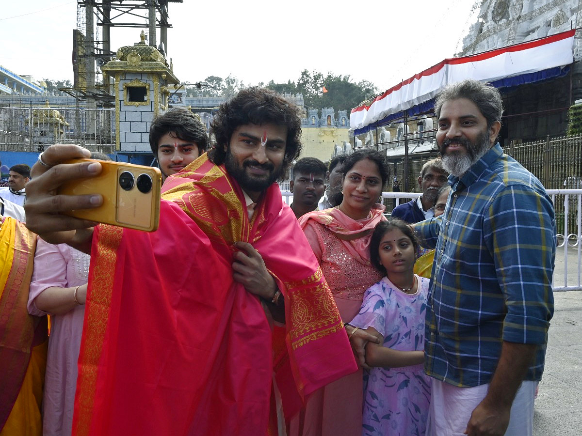 Sudheer Babu With His Family Visits Tirumala Temple - Sakshi13